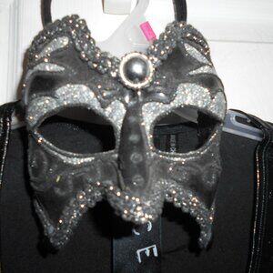 One Piece Black Outfit with Beautiful Mask & Belt - Adult Small